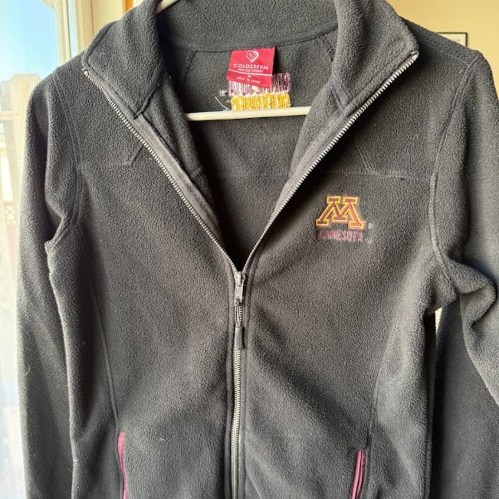 Colosseum Minnesota Golden Gophers zip up fleece, size small